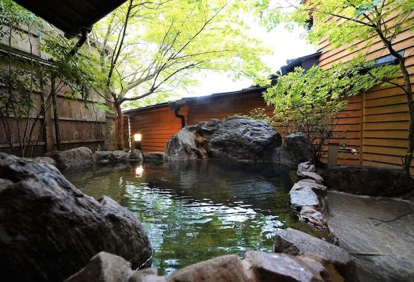 ריוקאן Yufuin Sumika