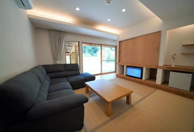 Ryokan Yufuin Sumika