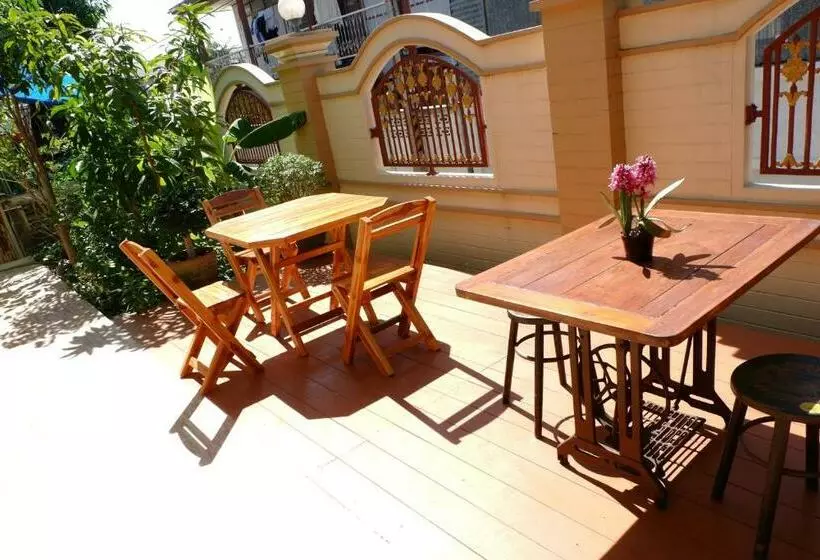 ペンション Ban Yenjid