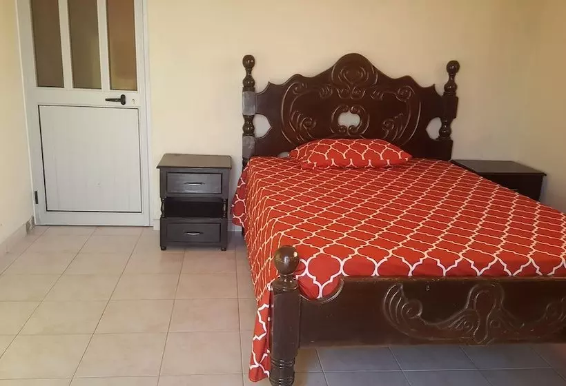 پانسیون Casa Tchichi