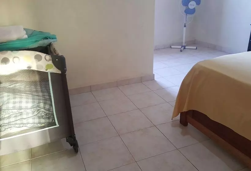 پانسیون Casa Tchichi