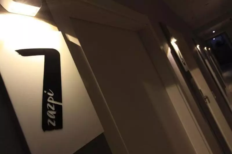 ペンション Eibarrooms