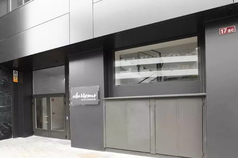 ペンション Eibarrooms