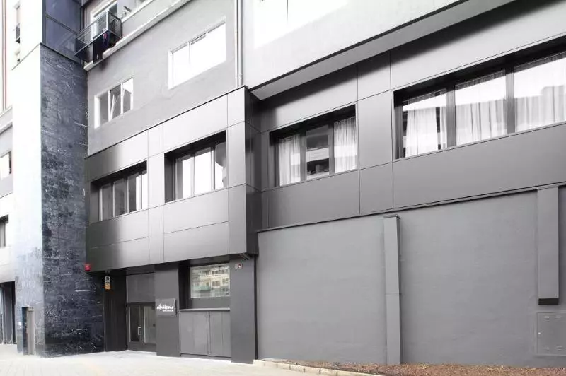 ペンション Eibarrooms