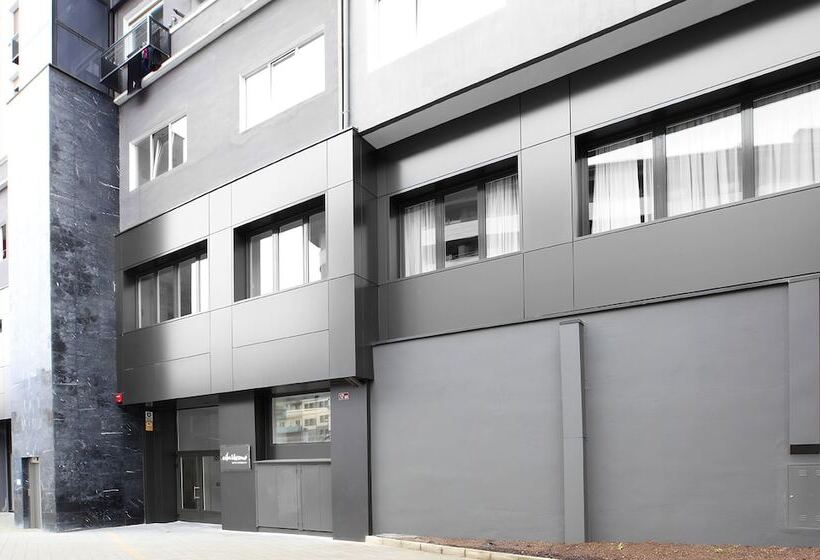 פנסיון Eibarrooms