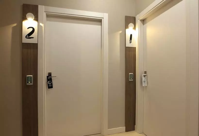 ペンション Eibarrooms