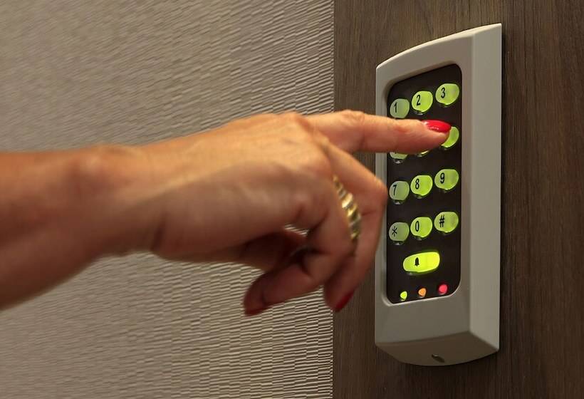 פנסיון Eibarrooms