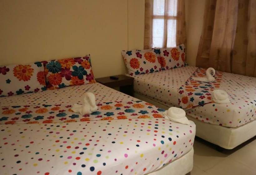 ペンション Jhanna S Inn