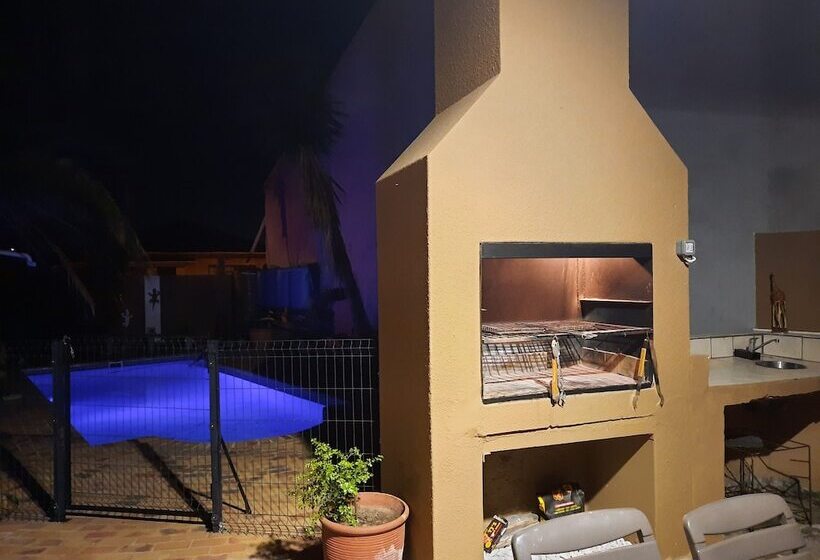 פנסיון Twinnpalms Accommodation