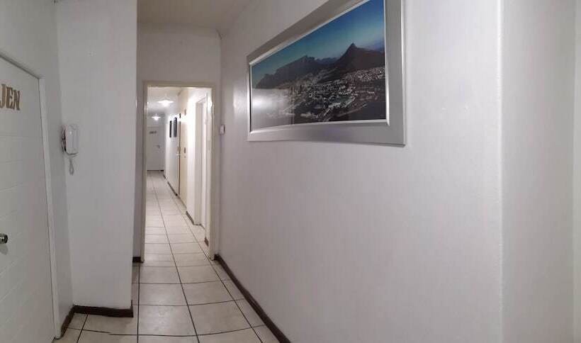 פנסיון Twinnpalms Accommodation