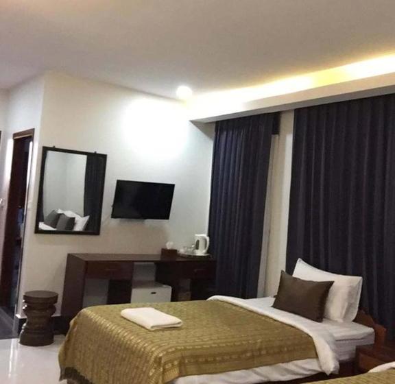 پانسیون Villa Theara