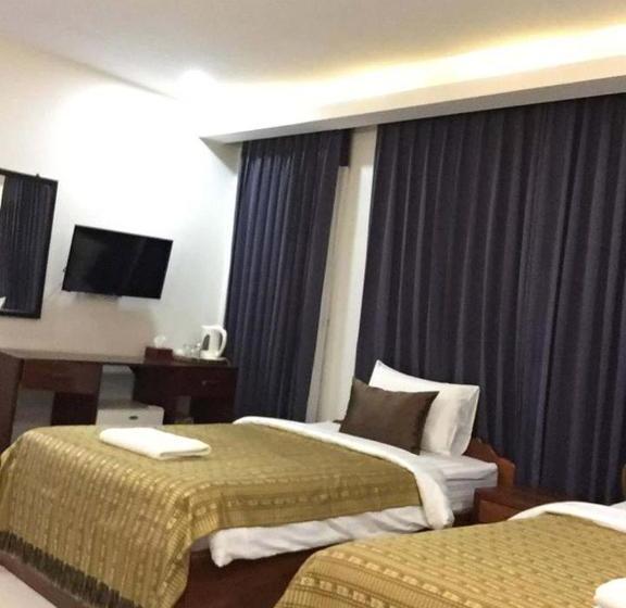 پانسیون Villa Theara