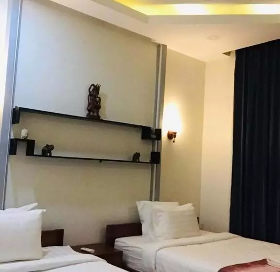 پانسیون Villa Theara