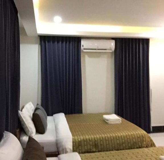 پانسیون Villa Theara