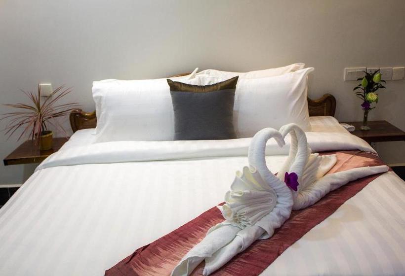 پانسیون Villa Theara