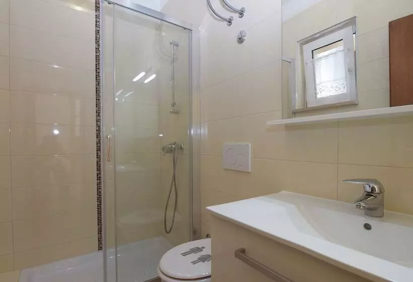 Apartment  Anica 770
