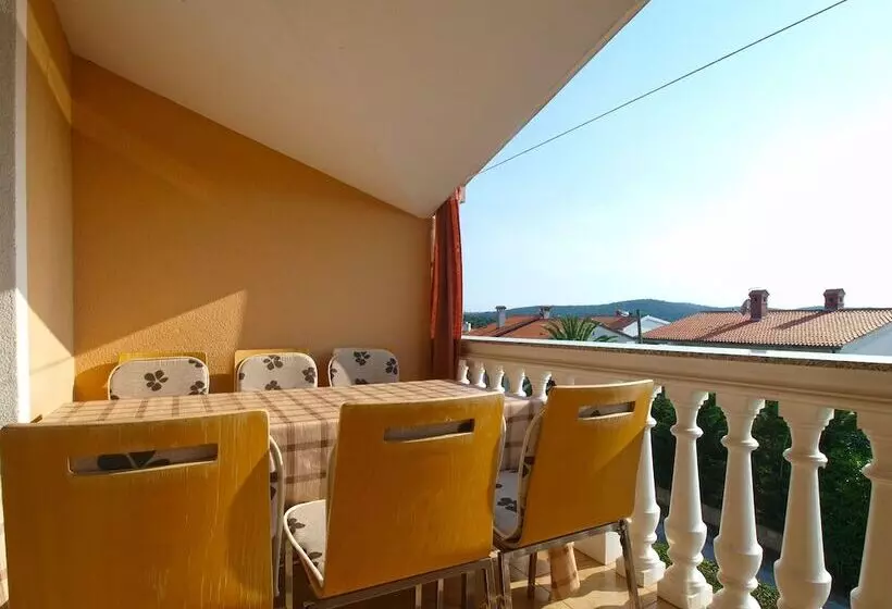 Apartment  Anica 770