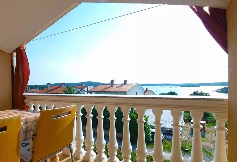Apartment  Anica 770