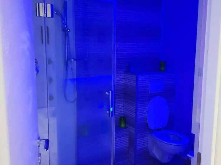 Majatalo Art Boutique Central