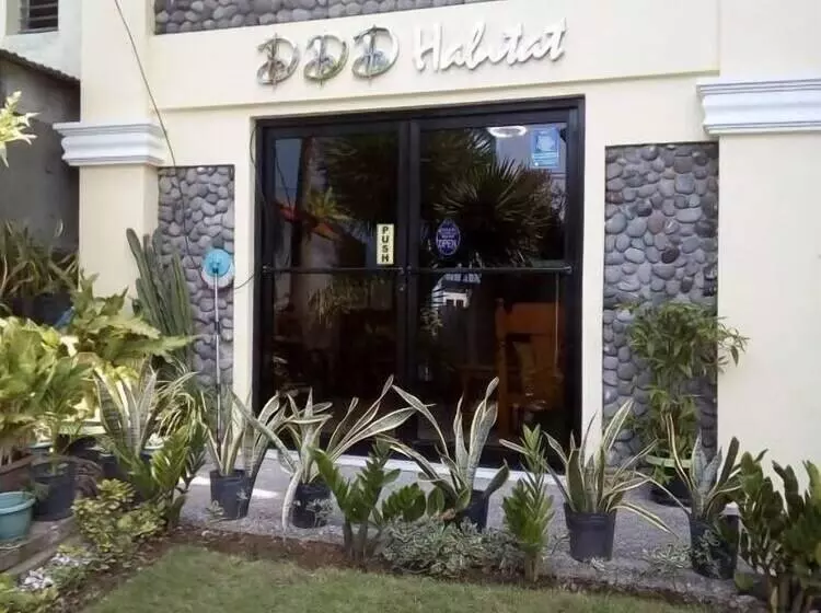پانسیون Ddd Habitat Dormitory   Tacloban
