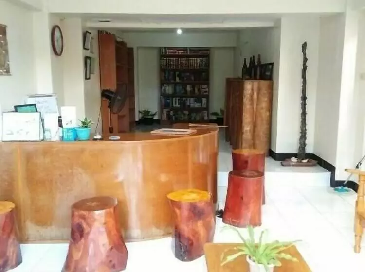 پانسیون Ddd Habitat Dormitory   Tacloban