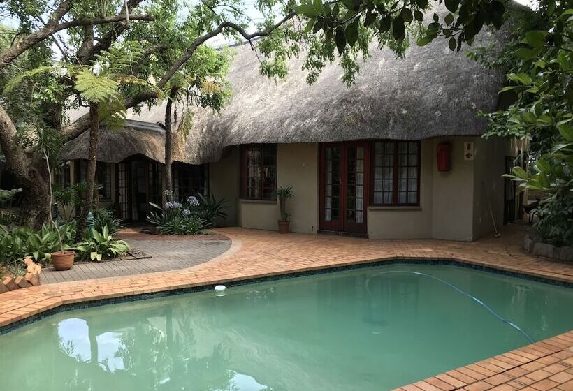 פנסיון Greenwoods Selfcatering