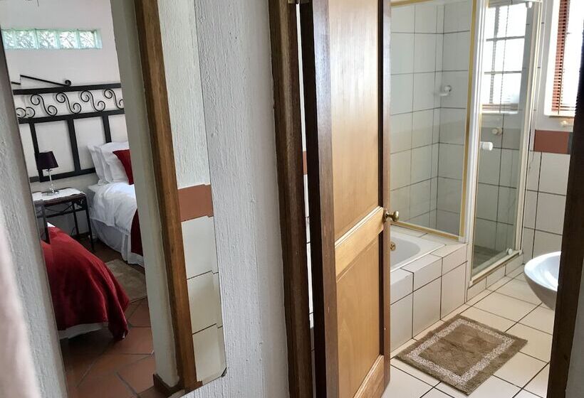 פנסיון Greenwoods Selfcatering