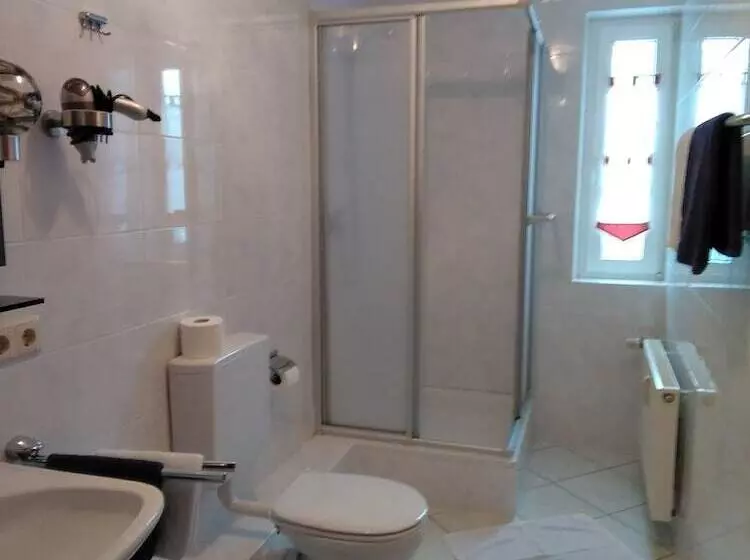 Majatalo Haus Rosenbühl