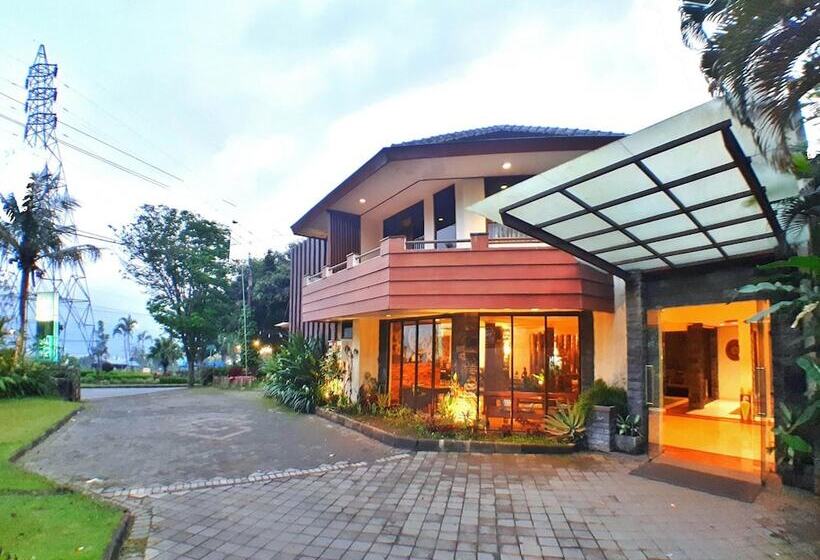 پانسیون The Batu Villas No 2 Near Jatim Park