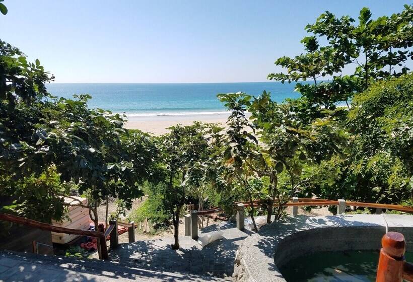 پانسیون Turtle Egg Cove Ngapali