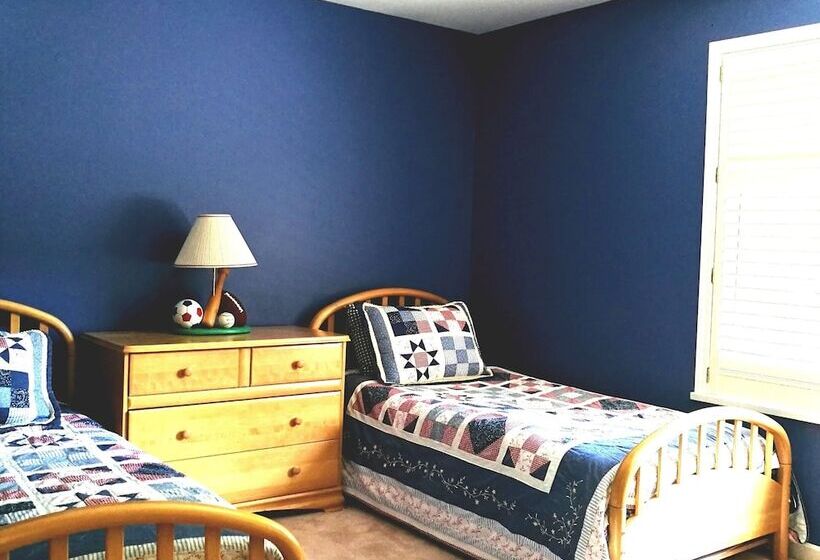 پانسیون White Rock Pacific