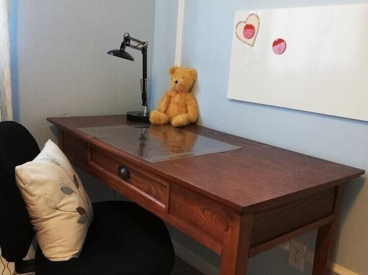 پانسیون White Rock Pacific