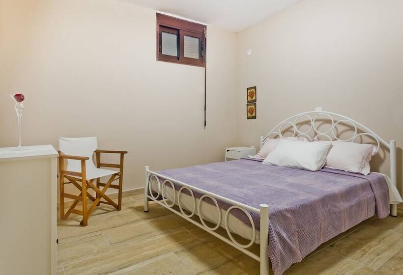 Petra Villas Ostria Villa