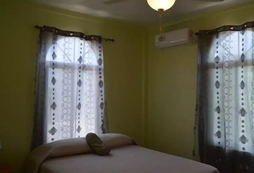 Sea Pearl Vacation Suites