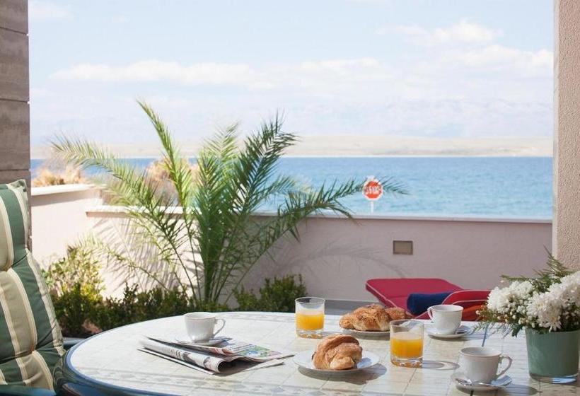 Apartments Malibu Two