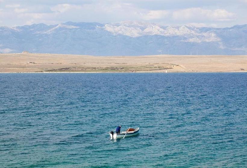 Apartments Malibu Two