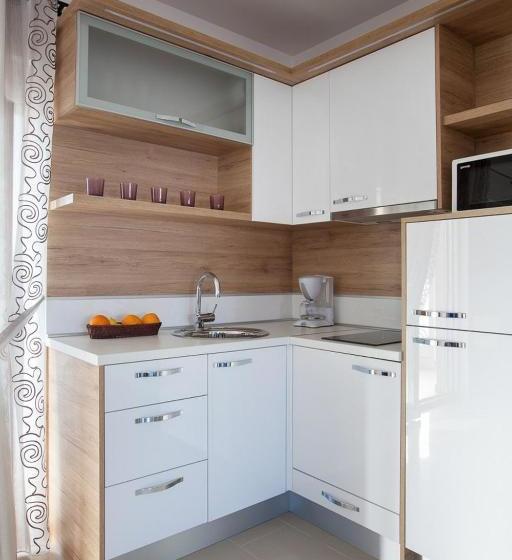 Apartments Malibu Two