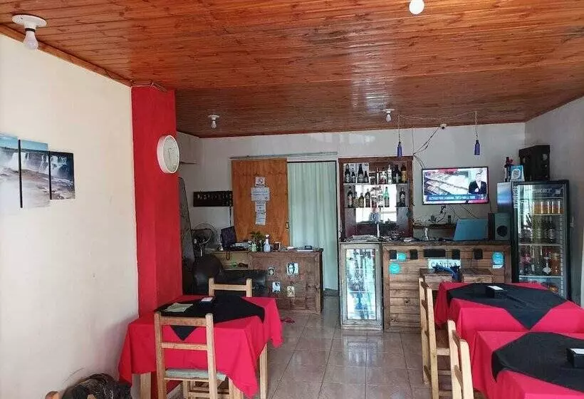 Iguazu Rey Hostal