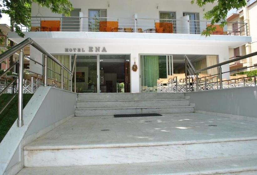 호텔 Ena