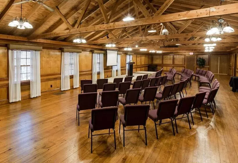 Forrest Hills Mountain Resort