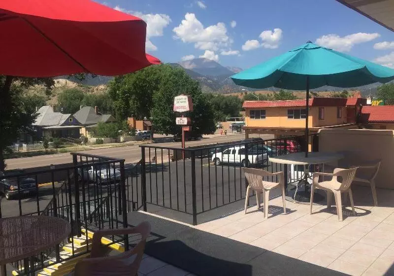 Garden Of The Gods Motel