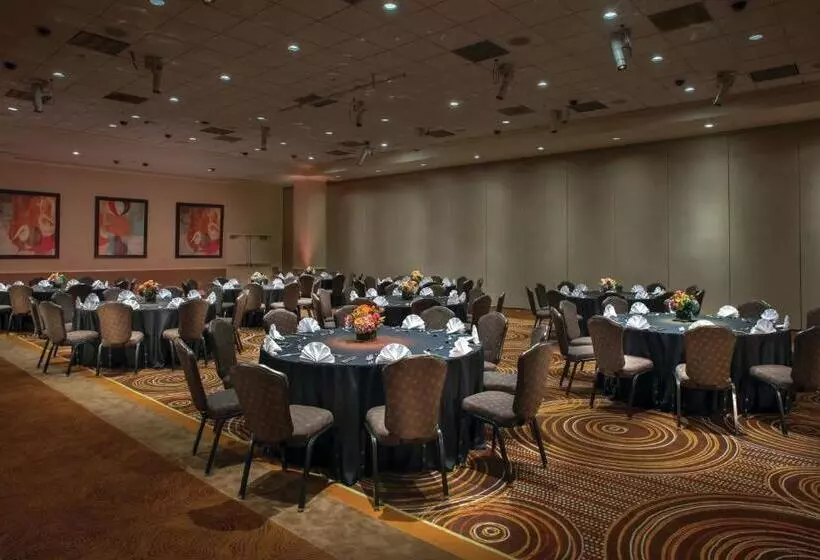 Gold Strike Casino Resort