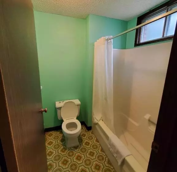 Gray Plaza Motel West Frankfort