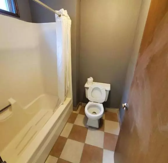 Gray Plaza Motel West Frankfort