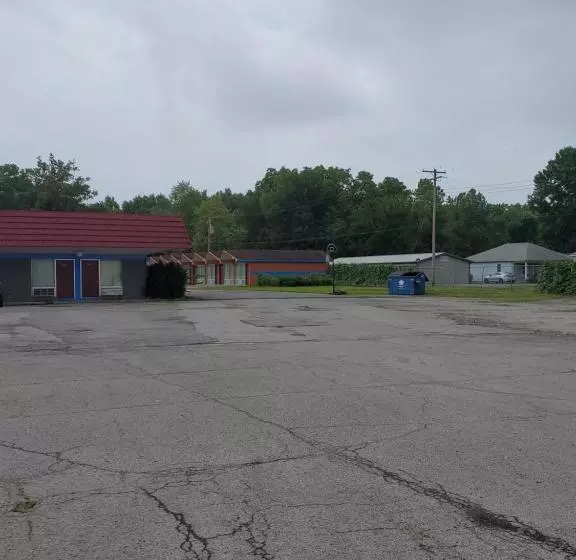 Gray Plaza Motel West Frankfort