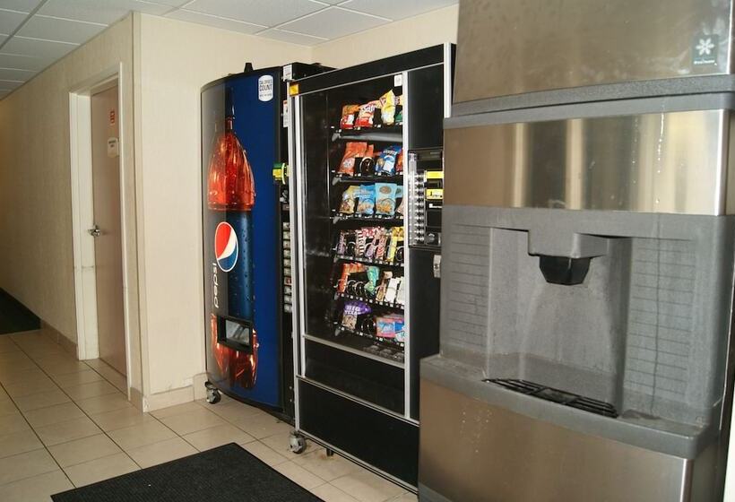 Szálloda Baymont By Wyndham Coon Rapids