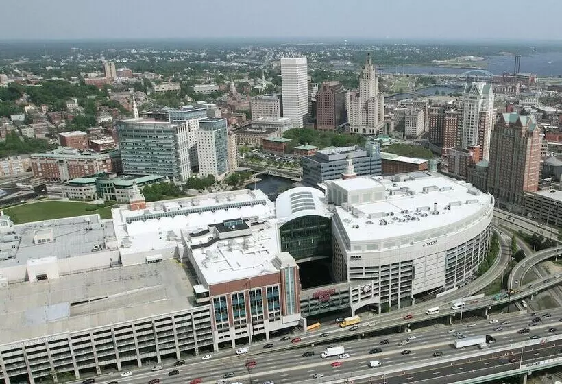 호텔 Colonial Inn Seekonk