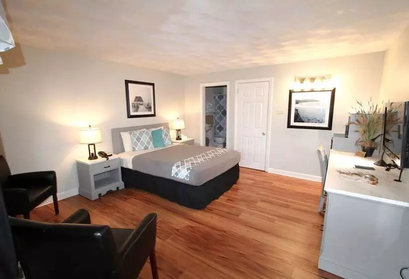 호텔 Colonial Inn Seekonk