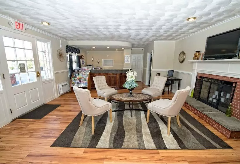 호텔 Colonial Inn Seekonk