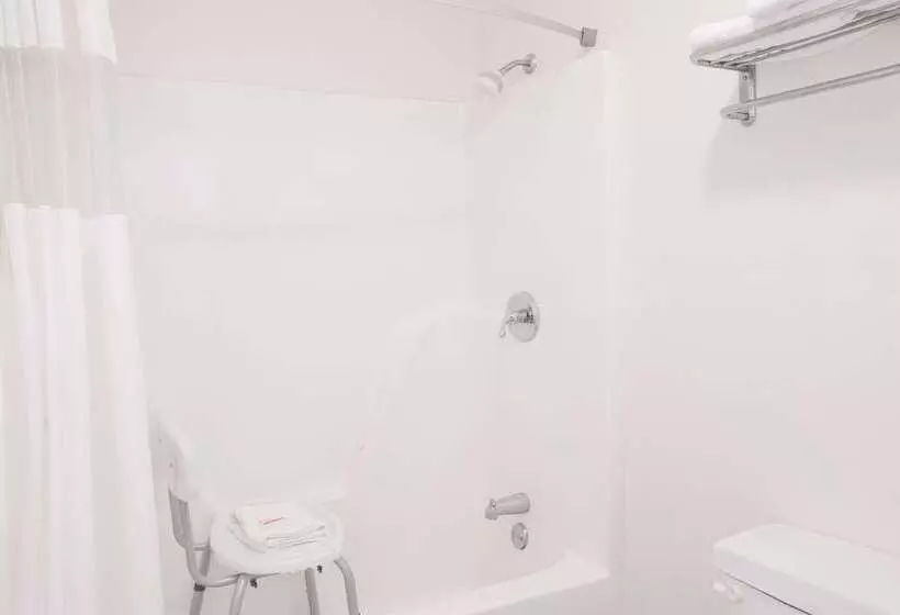 ホテル Days Inn By Wyndham Hardy